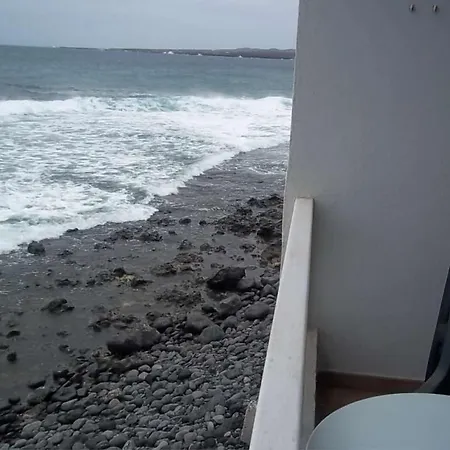 아파트 Arrieta Sleeps 4 Wifi 아리에타